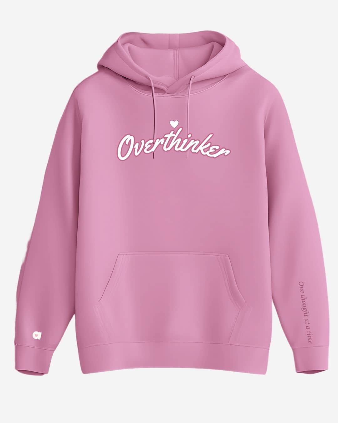 Chica joven con hoodie NARA “Overthinker”, expresión natural y look casual – imagen 5