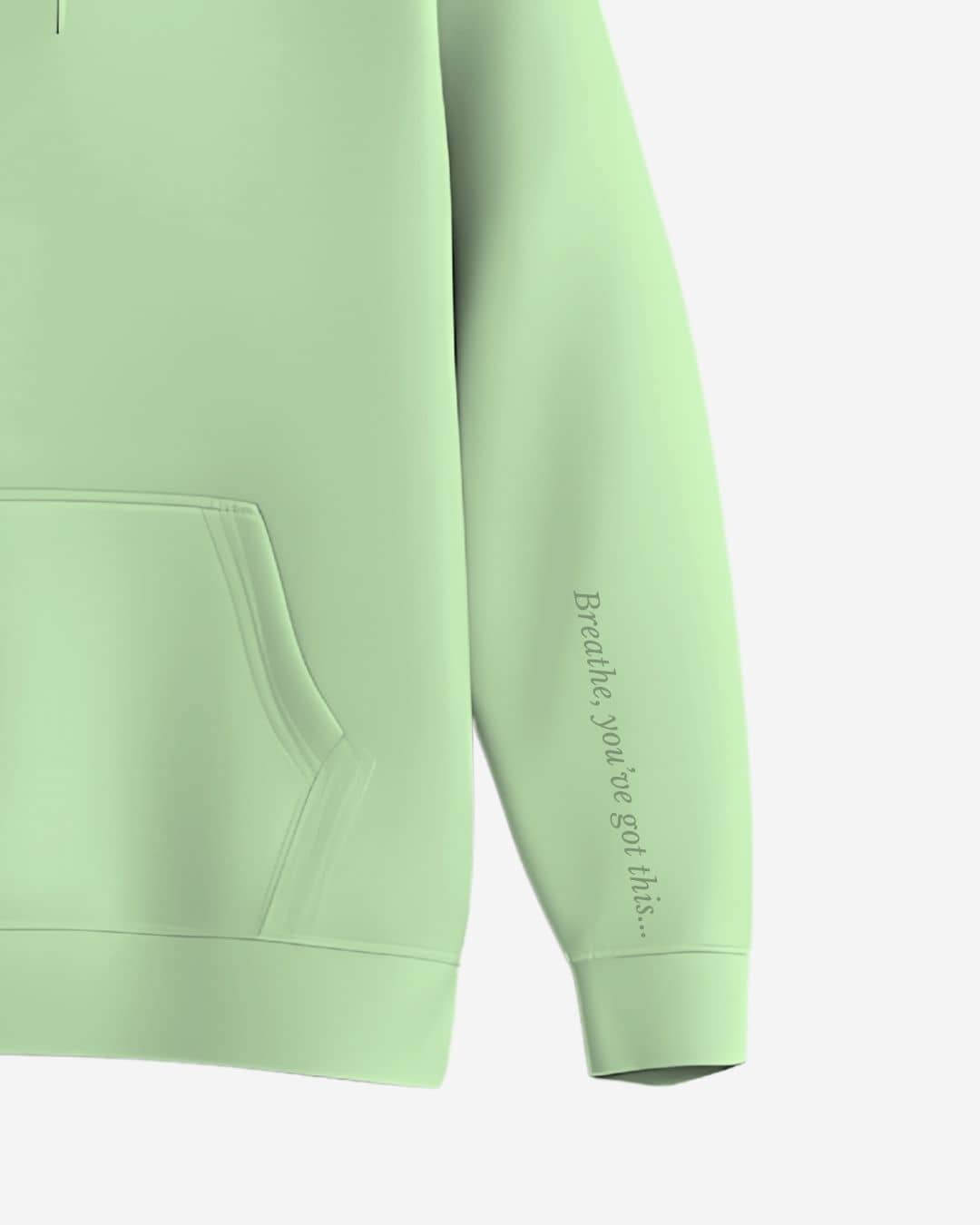 Chica con hoodie NARA “Probably Anxious”, mezcla de calma y autenticidad – imagen 6